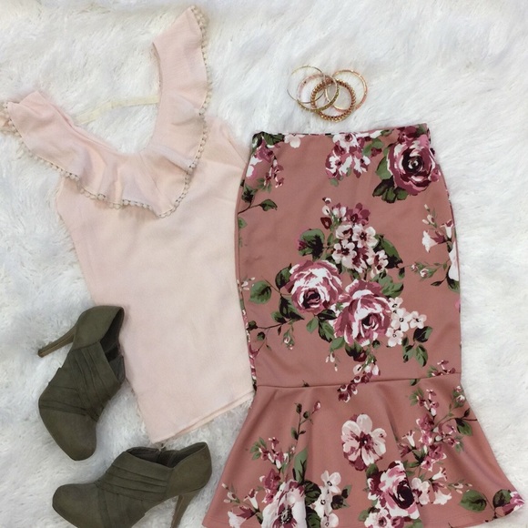 🔥SOLD OUT🔥 
Floral Support Print Skirt: Rose - Picture 1 of 1